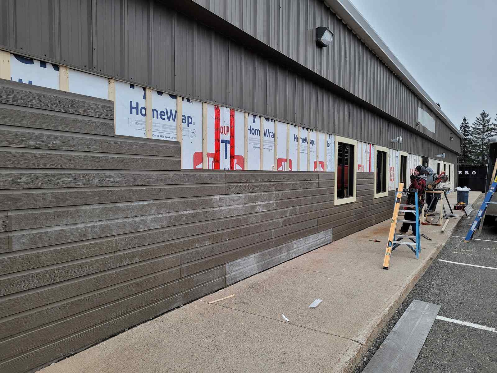 Siding & Stone Veneer